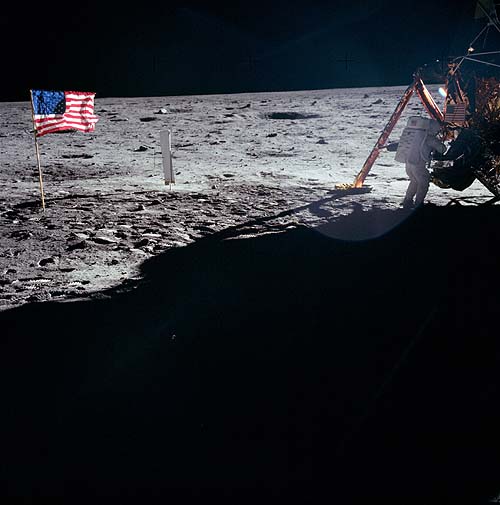 Абсурдность фотографий Аполлон-11