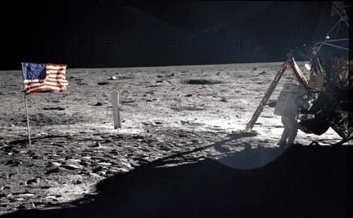 Нелепости на фотографиях лунных экспедиций Аполлон